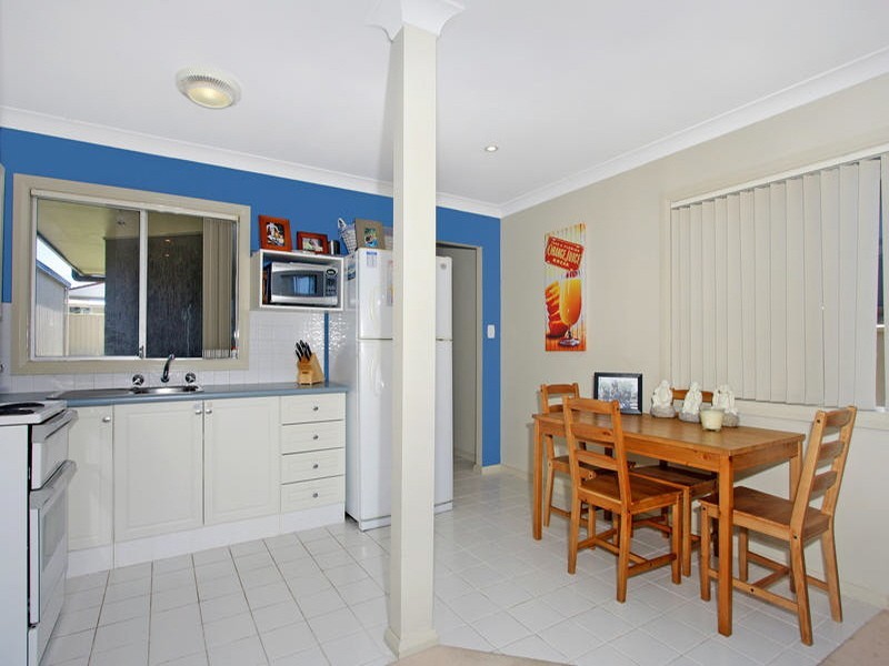 69 Brooke Avenue, Killarney Vale NSW 2261