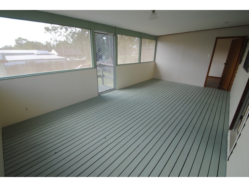 26 Kapala avenue, Summerland Point NSW 2259