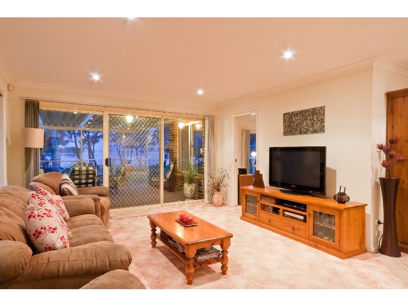 416 Tuggerawong Road, Tuggerawong NSW 2259