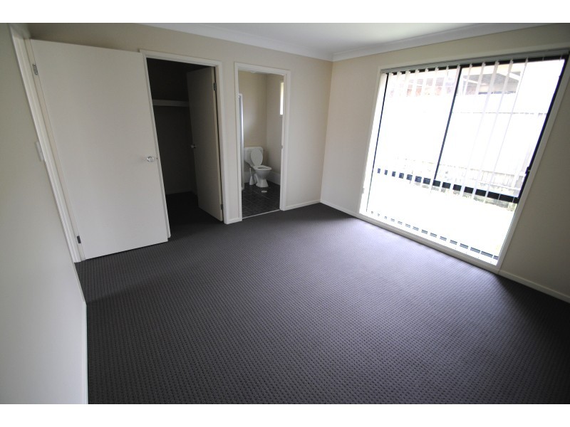 69 Pinehurst Way, Blue Haven NSW 2262