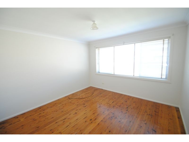 1/2 Read Street, Toukley NSW 2263