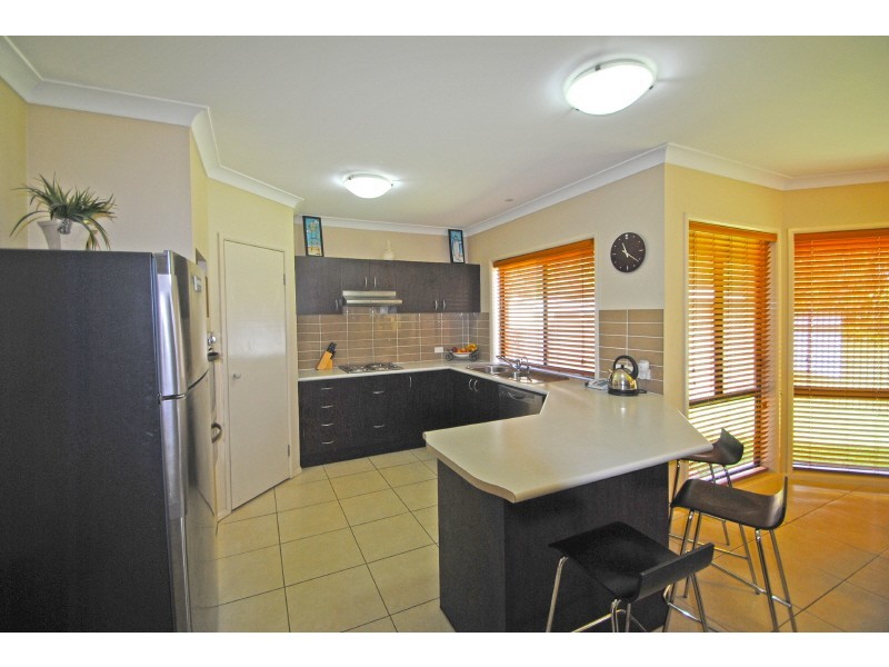 8 Kerrylouise Avenue, Noraville NSW 2263