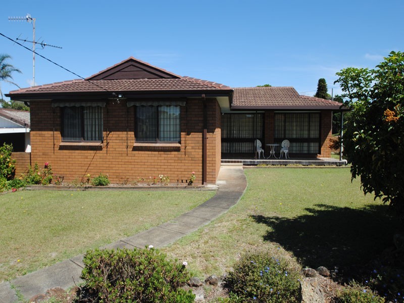 29 Ourringo Avenue, Budgewoi NSW 2262