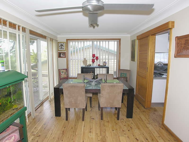 68 Brooke Avenue, Killarney Vale NSW 2261