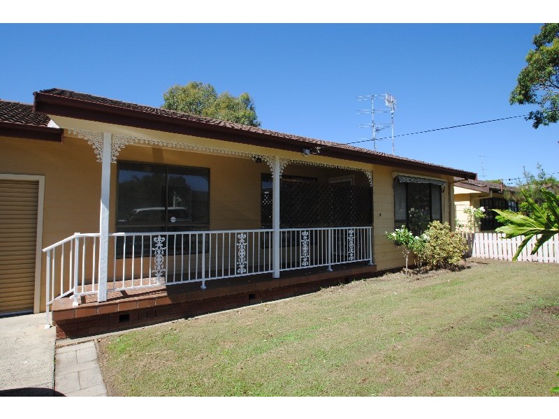 18 Melrose Avenue, Gorokan NSW 2263