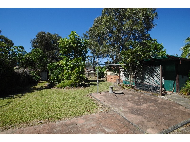 18 Melrose Avenue, Gorokan NSW 2263