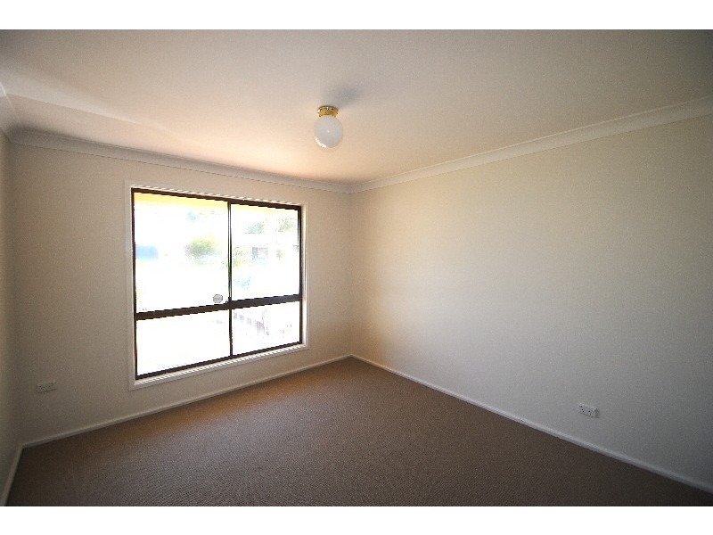 18 Melrose Avenue, Gorokan NSW 2263
