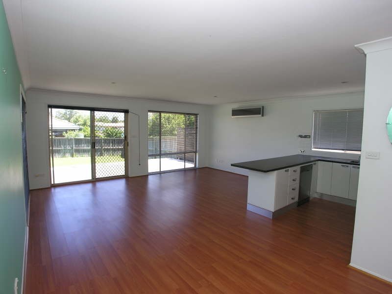 11 Harold Close, Bateau Bay NSW 2261