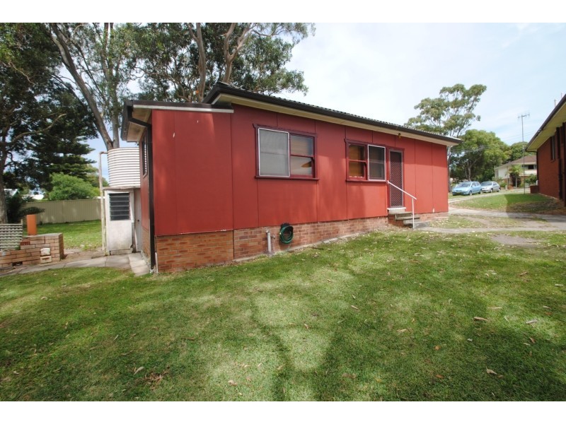 flat/14 Alice Parade, Toukley NSW 2263