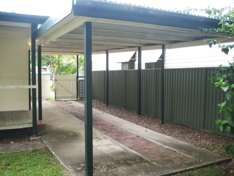 11 Wallis Avenue, Canton Beach NSW 2263