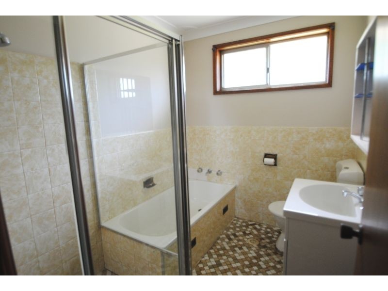 1 Kantara Road, Canton Beach NSW 2263