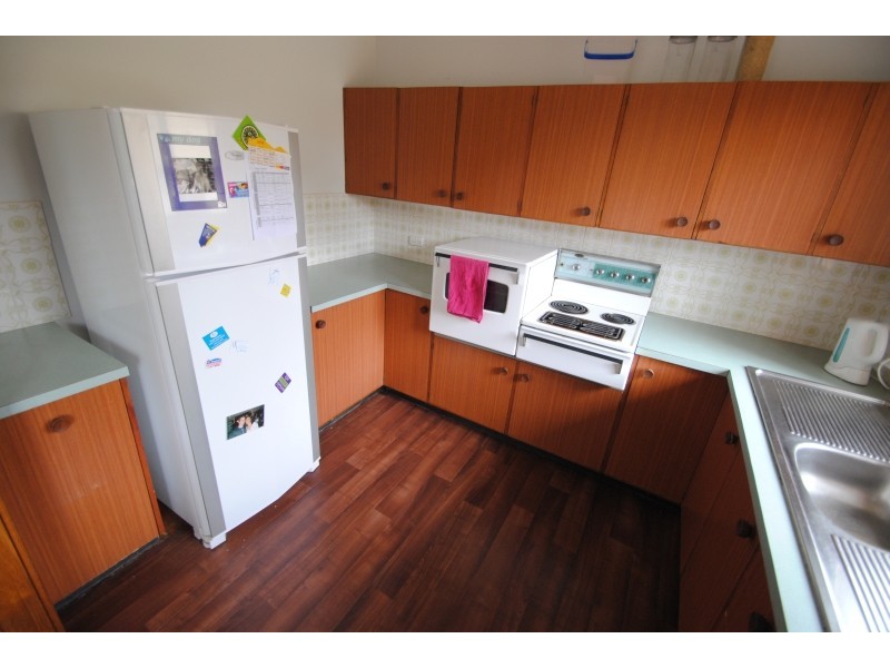 9 The Glen, Berkeley Vale NSW 2261