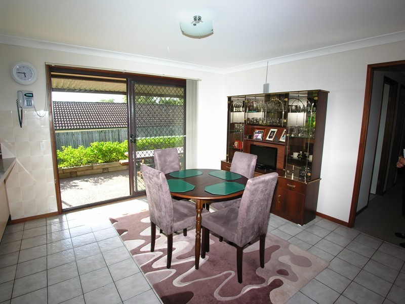 11 Sherwood Close, Bateau Bay NSW 2261