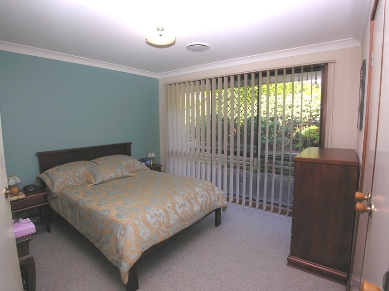 11 Sherwood Close, Bateau Bay NSW 2261