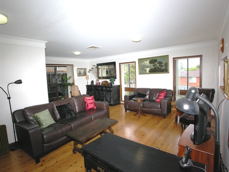 11 Ashton Avenue, The Entrance NSW 2261