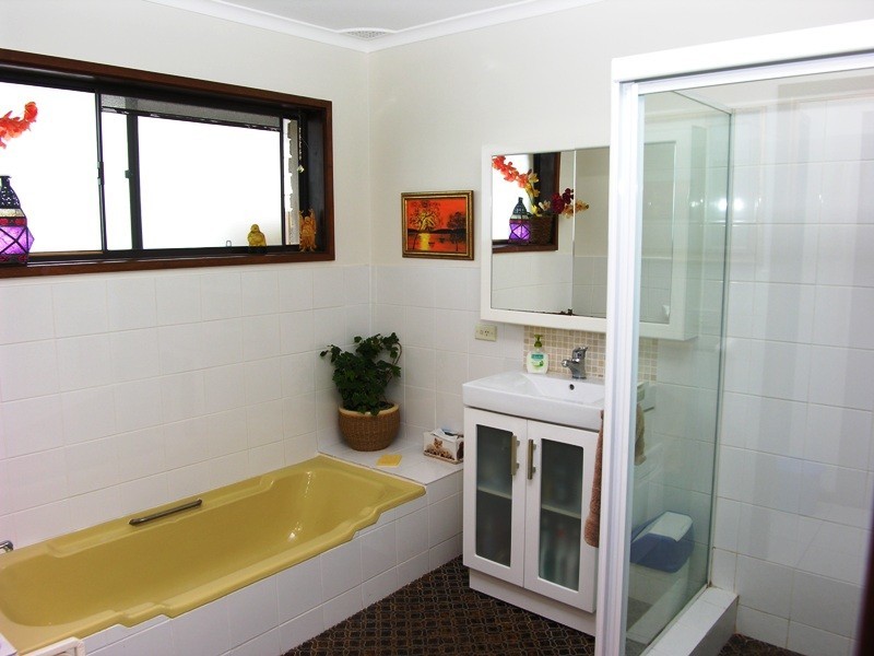 11 Ashton Avenue, The Entrance NSW 2261