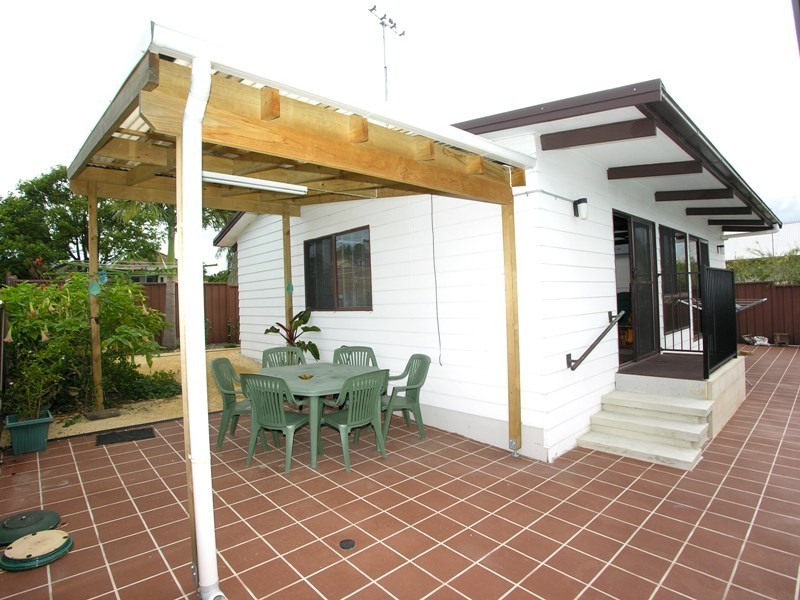 11 Ashton Avenue, The Entrance NSW 2261