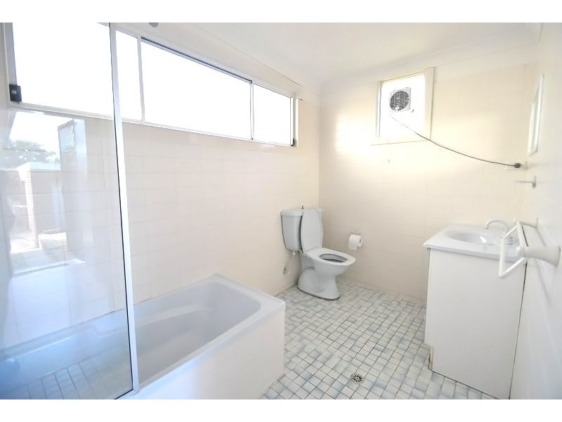 38 Kailua Avenue, Budgewoi NSW 2262