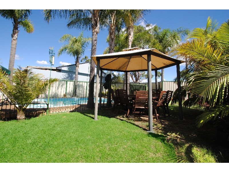 71 Wall Road, Gorokan NSW 2263