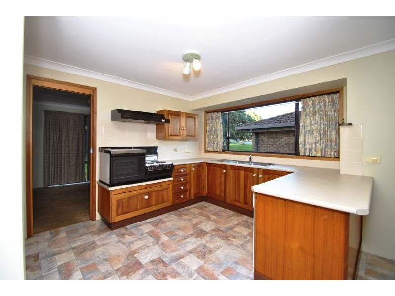 1 Walter Close, Wyong NSW 2259