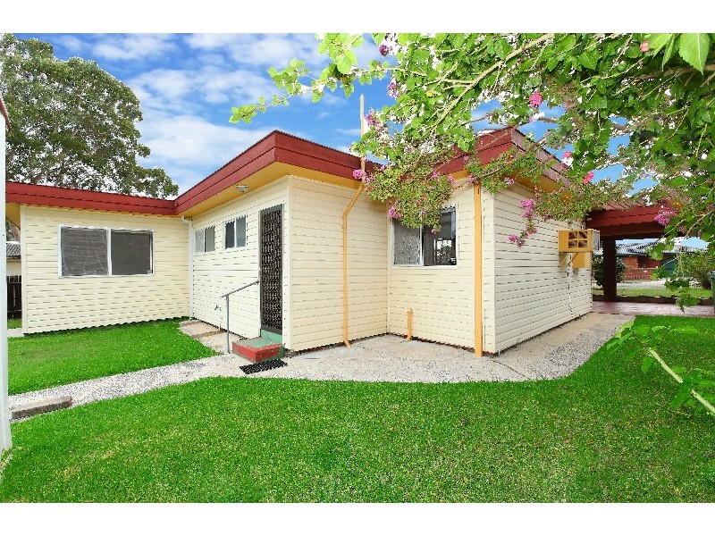 21 Rolfe Avenue, Kanwal NSW 2259