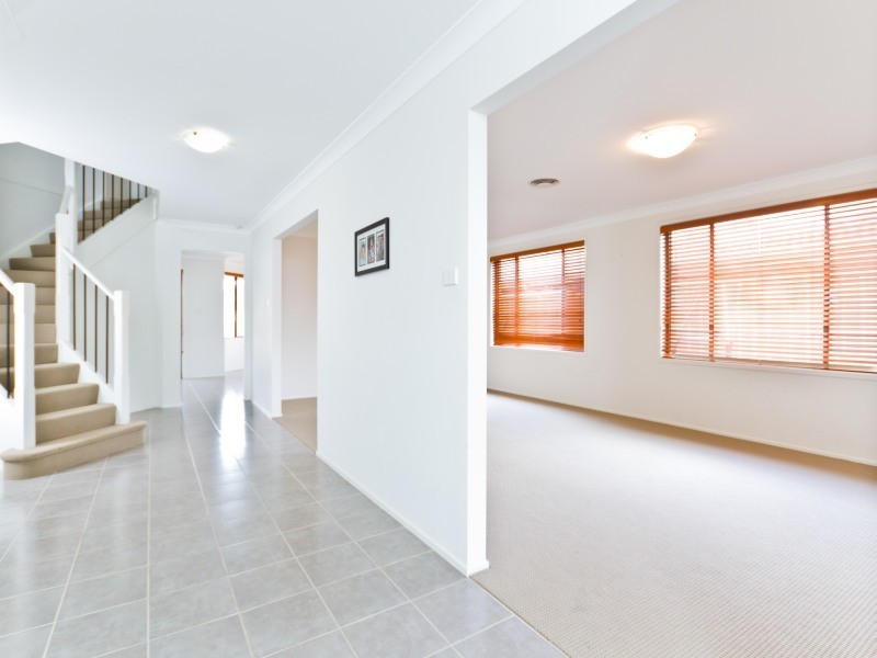 8 Wakool Crescent, Woongarrah NSW 2259