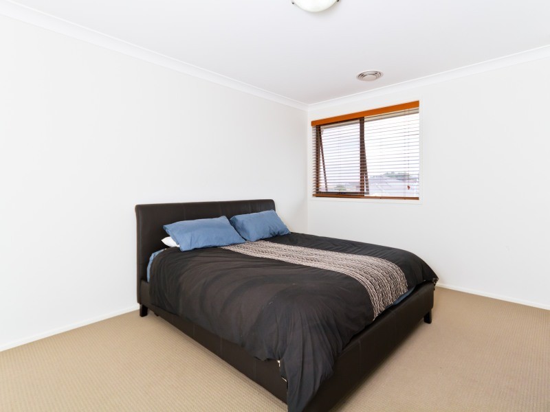 8 Wakool Crescent, Woongarrah NSW 2259