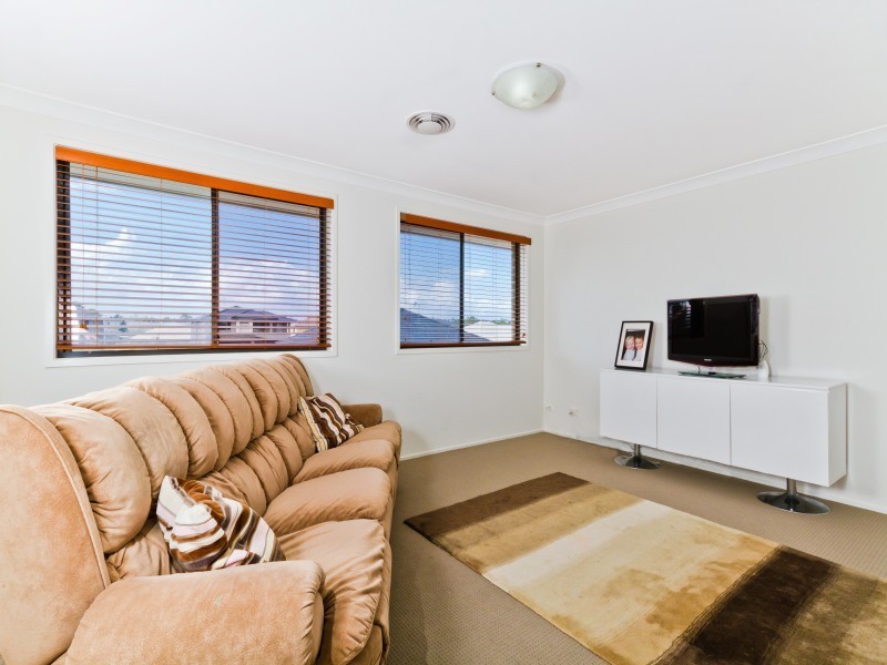 8 Wakool Crescent, Woongarrah NSW 2259
