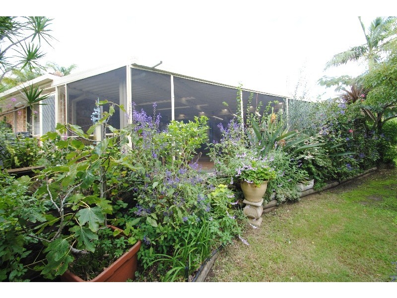 11 Alisa Close, Lake Haven NSW 2263