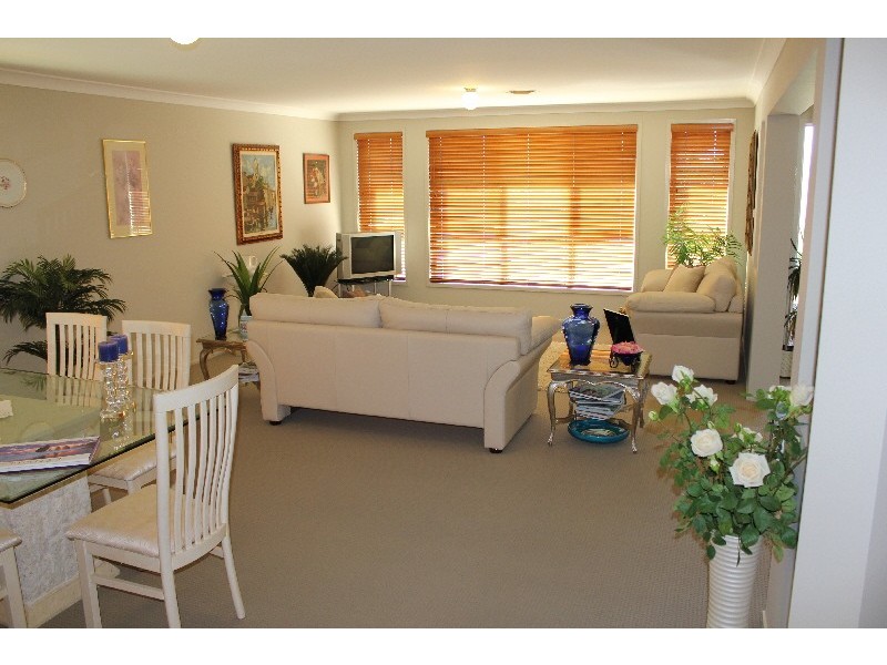 7 Lily Lane, Woongarrah NSW 2259