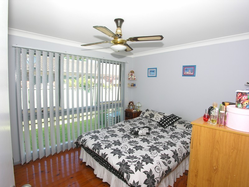 2 Robertson Road, Killarney Vale NSW 2261