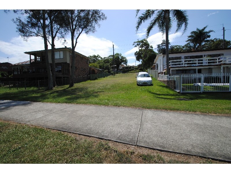 168 Scenic Drive, Budgewoi NSW 2262