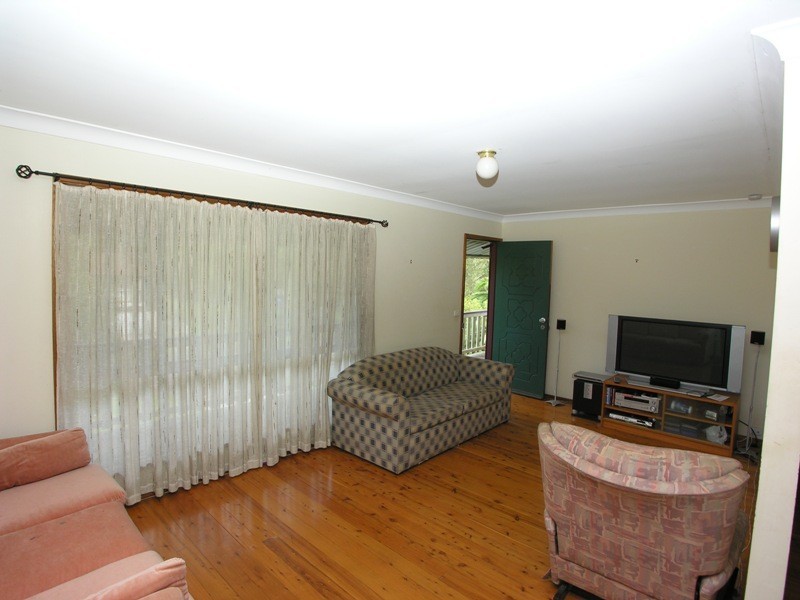 6 Hillcrest Avenue, Tacoma NSW 2259