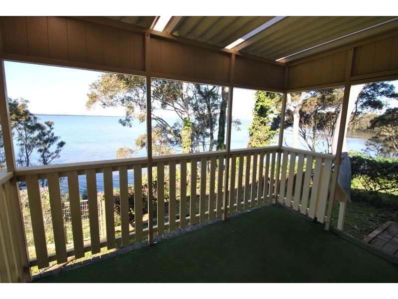 162 Tuggerawong Rd, Wyongah NSW 2259