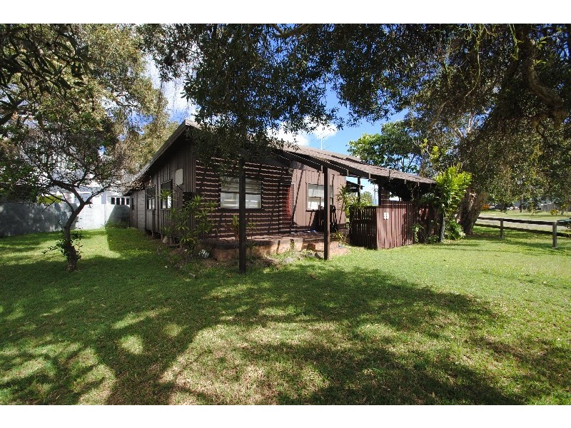 59 Soldiers Point Drive, Norah Head NSW 2263