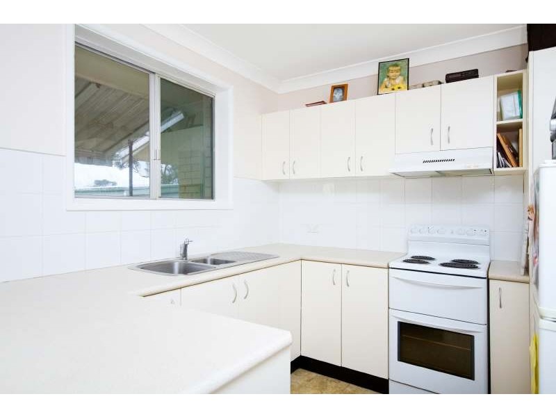 54 Hammond Road, Toukley NSW 2263