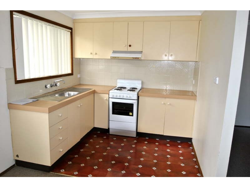 17 Sylvia Avenue, Gorokan NSW 2263