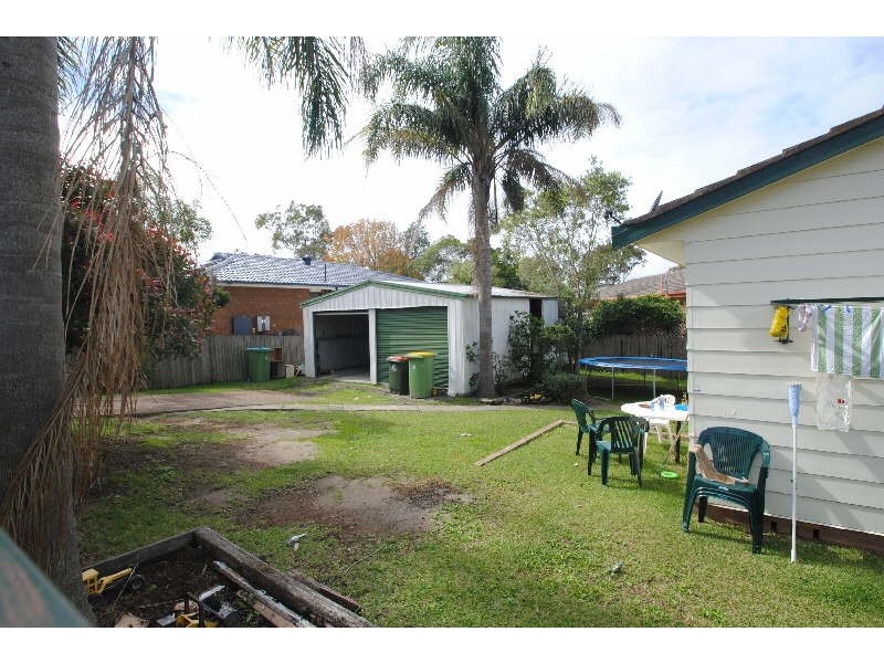 17 Sylvia Avenue, Gorokan NSW 2263