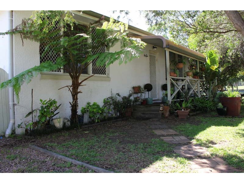 22 Wallis Avenue, Canton Beach NSW 2263