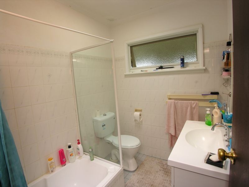 40 South Street, Killarney Vale NSW 2261