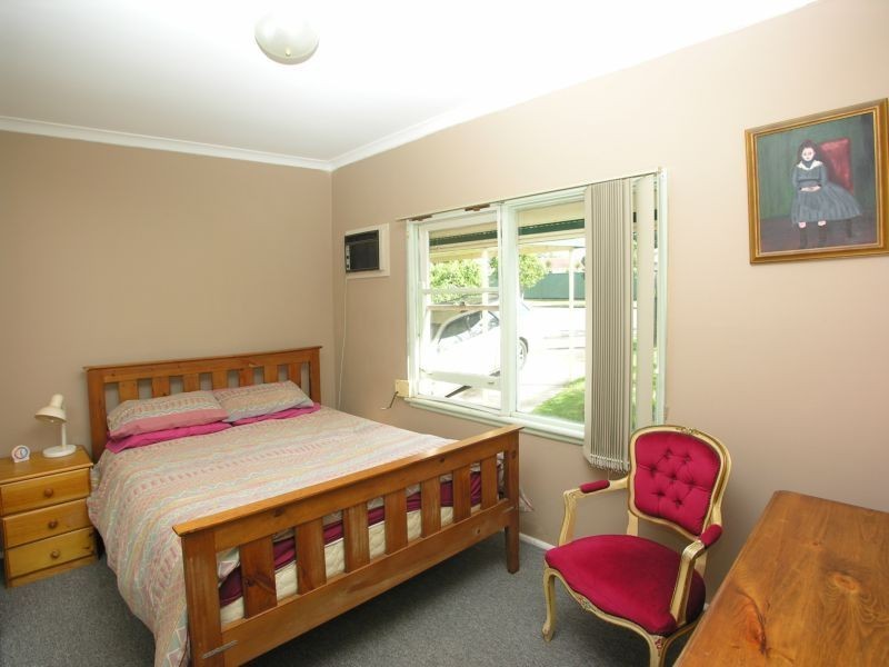 40 South Street, Killarney Vale NSW 2261