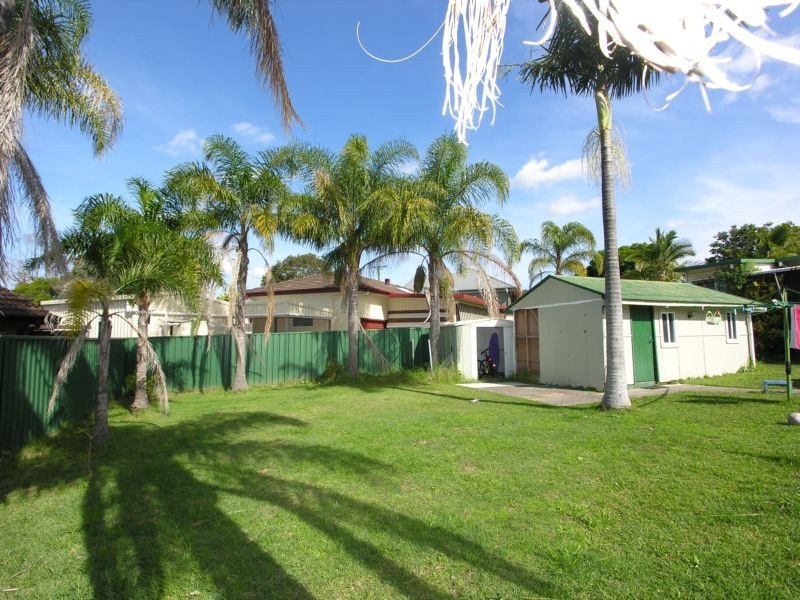 40 South Street, Killarney Vale NSW 2261