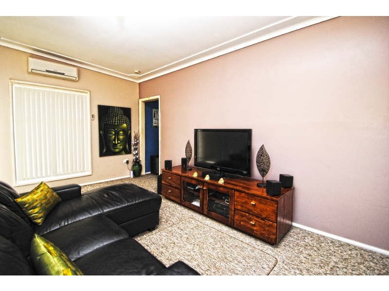 15 Howelston Road, Gorokan NSW 2263