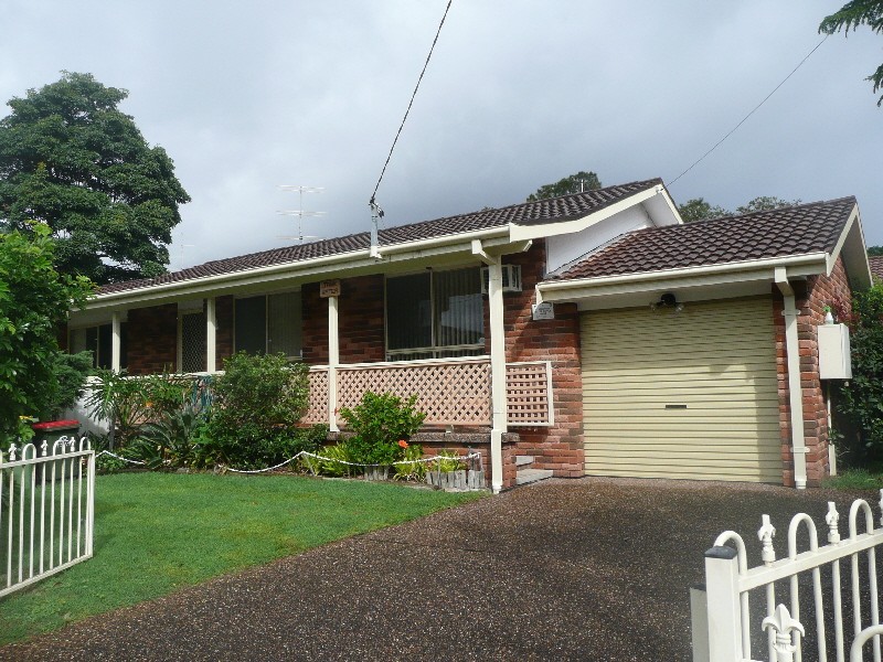 1/5 Lake Street, Budgewoi NSW 2262