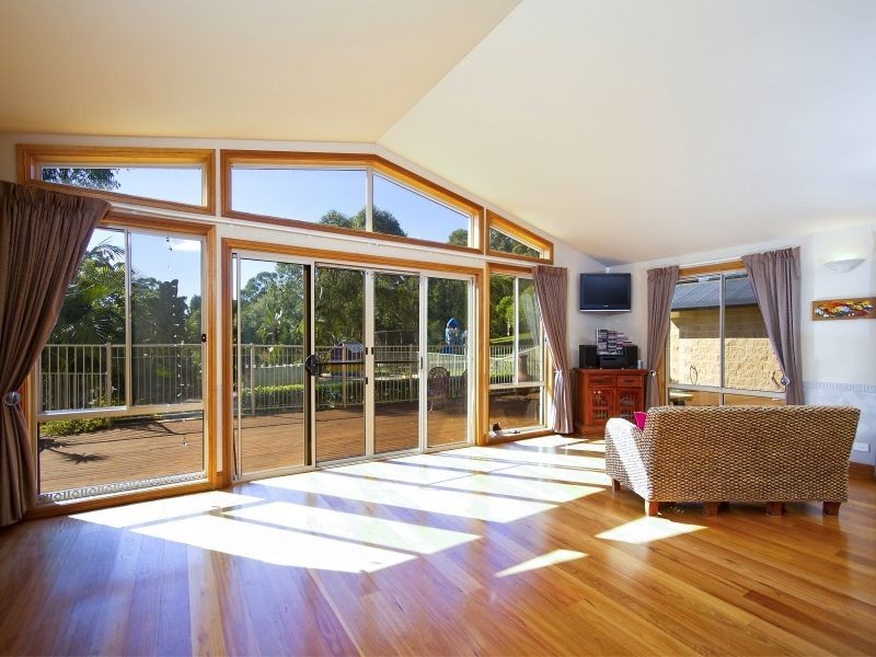 52 Palm Valley Road, Tumbi Umbi NSW 2261