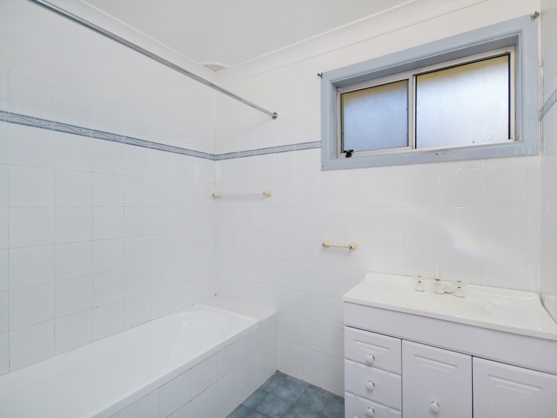 33 Palomar Parade, Toukley NSW 2263
