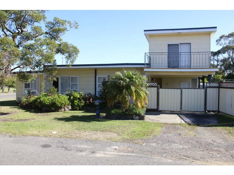 68 Crossingham Street, Toukley NSW 2263