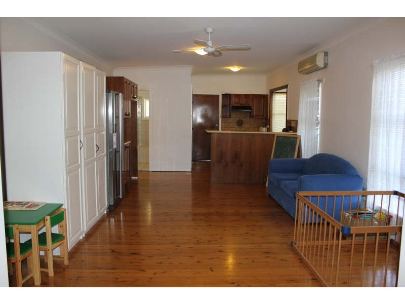 68 Crossingham Street, Toukley NSW 2263