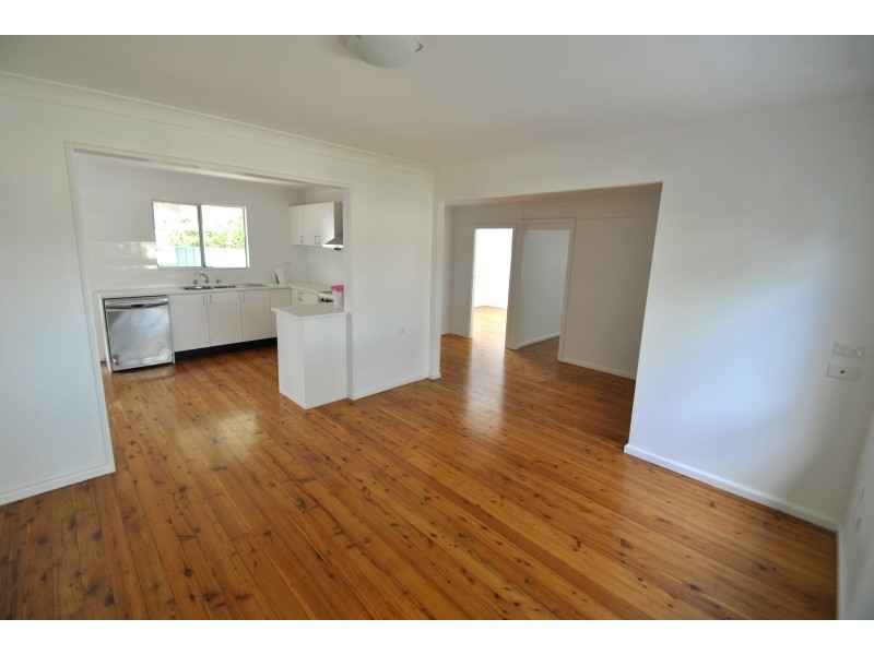 12 Palomar Parade, Toukley NSW 2263