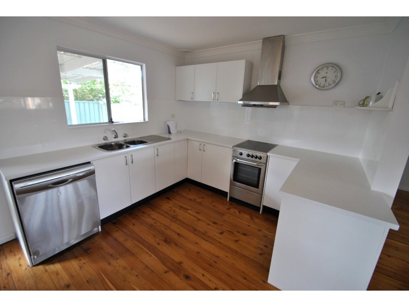12 Palomar Parade, Toukley NSW 2263